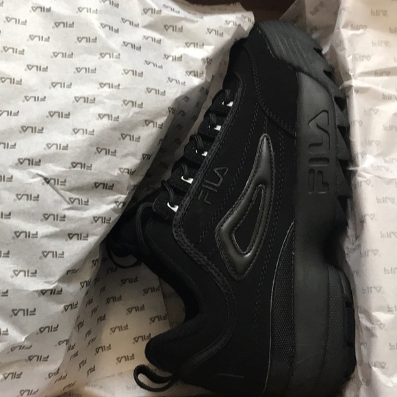 fila disruptor black kids